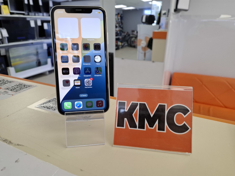 Смартфон Apple iPhone 11 64Gb