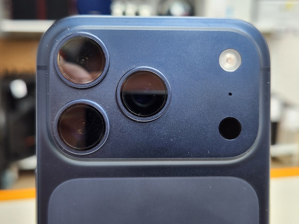 Смартфон Apple Iphone 17 Pro 256Gb