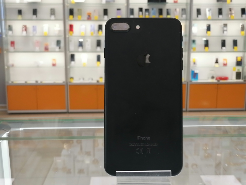 Смартфон Apple iPhone 7 Plus 32Gb