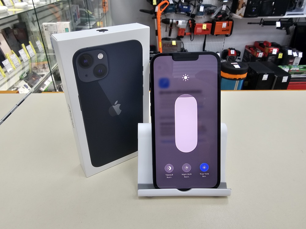 Смартфон Apple iPhone 13 128Gb