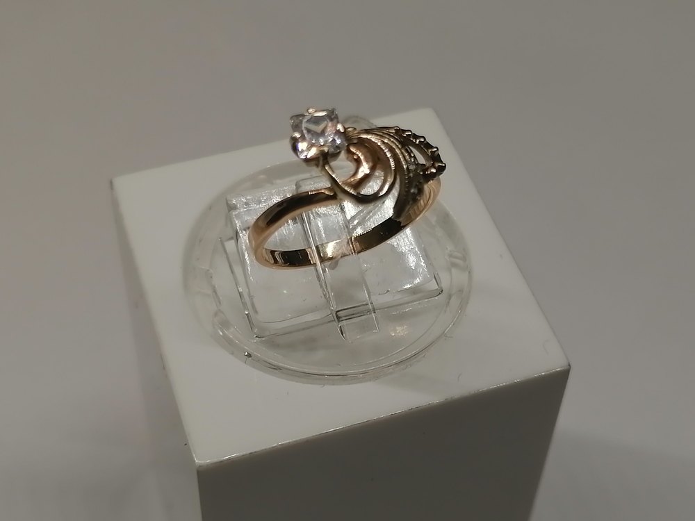 КОЛКМИ585 КОЛЬЦО С КАМНЯМИ (Au 585)