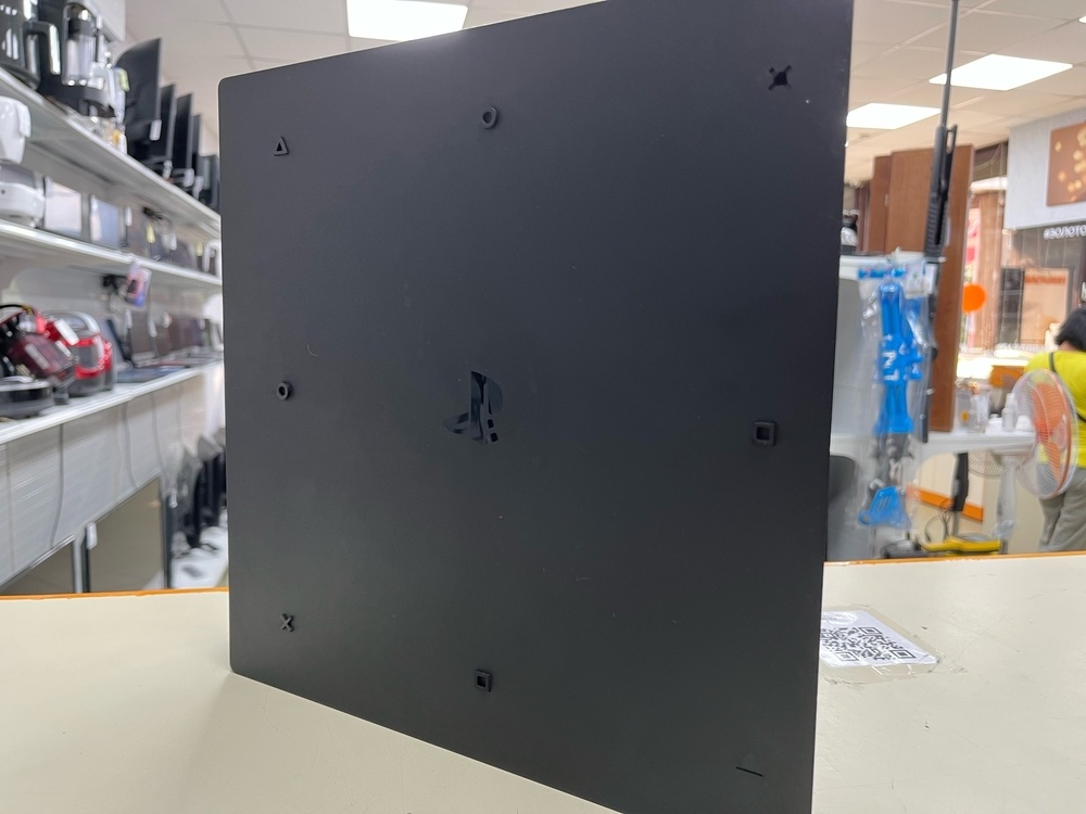 Игровая приставка PlayStation 4 Pro 1Tb