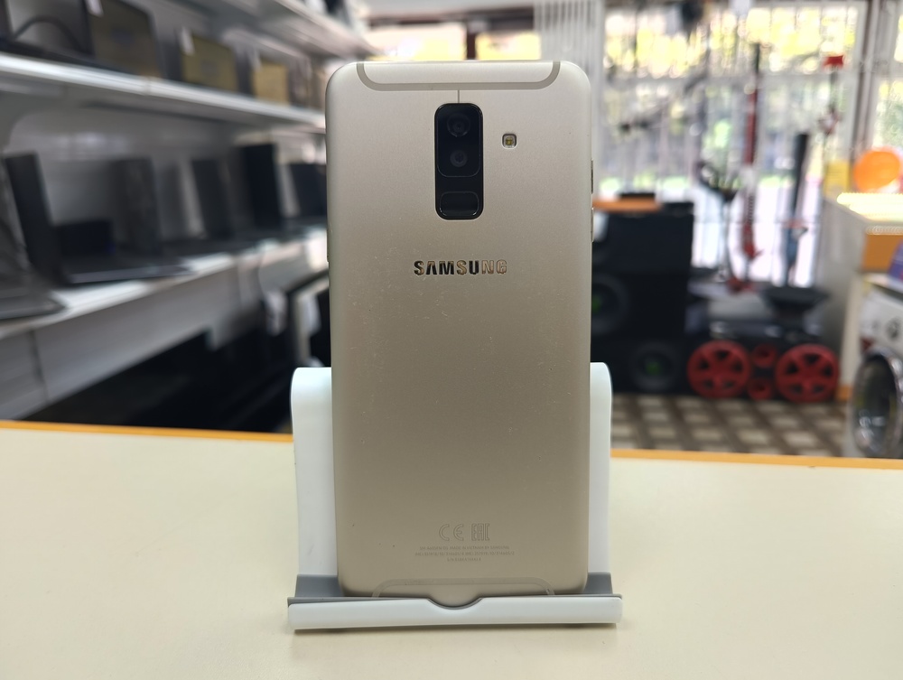 Смартфон Samsung Galaxy A6 Plus 3/32