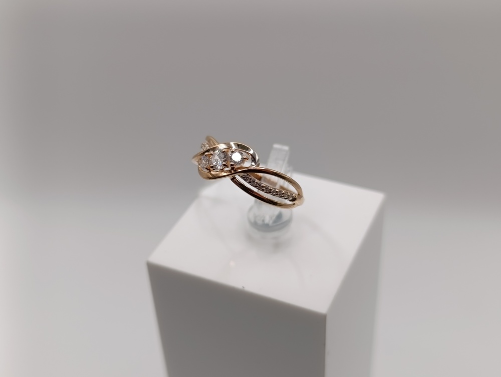 КОЛКМИ585 КОЛЬЦО С КАМНЯМИ (Au 585)