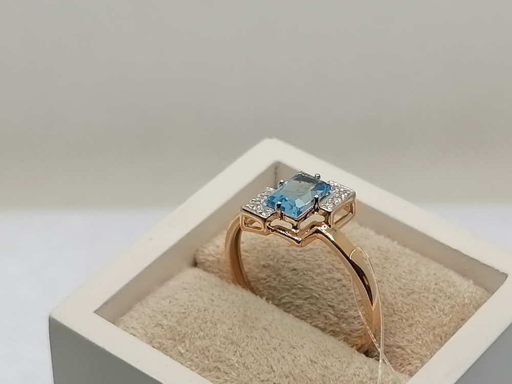 КОЛЬЦО ТОПАЗ с камнями (Au 585)