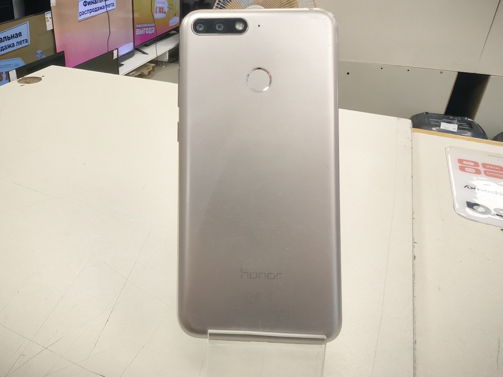 Смартфон Honor 7C 3/32
