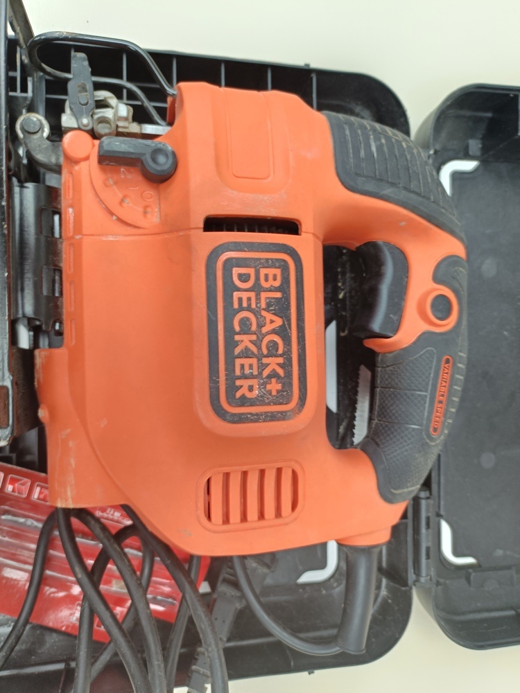 Лобзик Black & Decker KS701PE