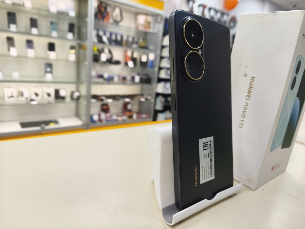 Смартфон Huawei Nova Y73 8/256