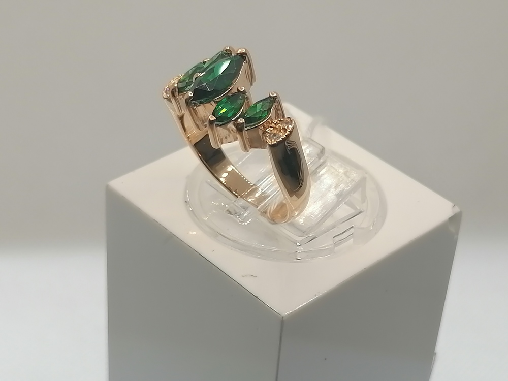 КОЛКМИ585 КОЛЬЦО С КАМНЯМИ (Au 585)