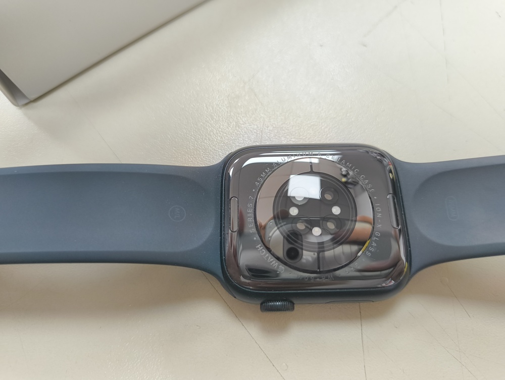 Смарт-часы Apple Watch Series 7 45mm