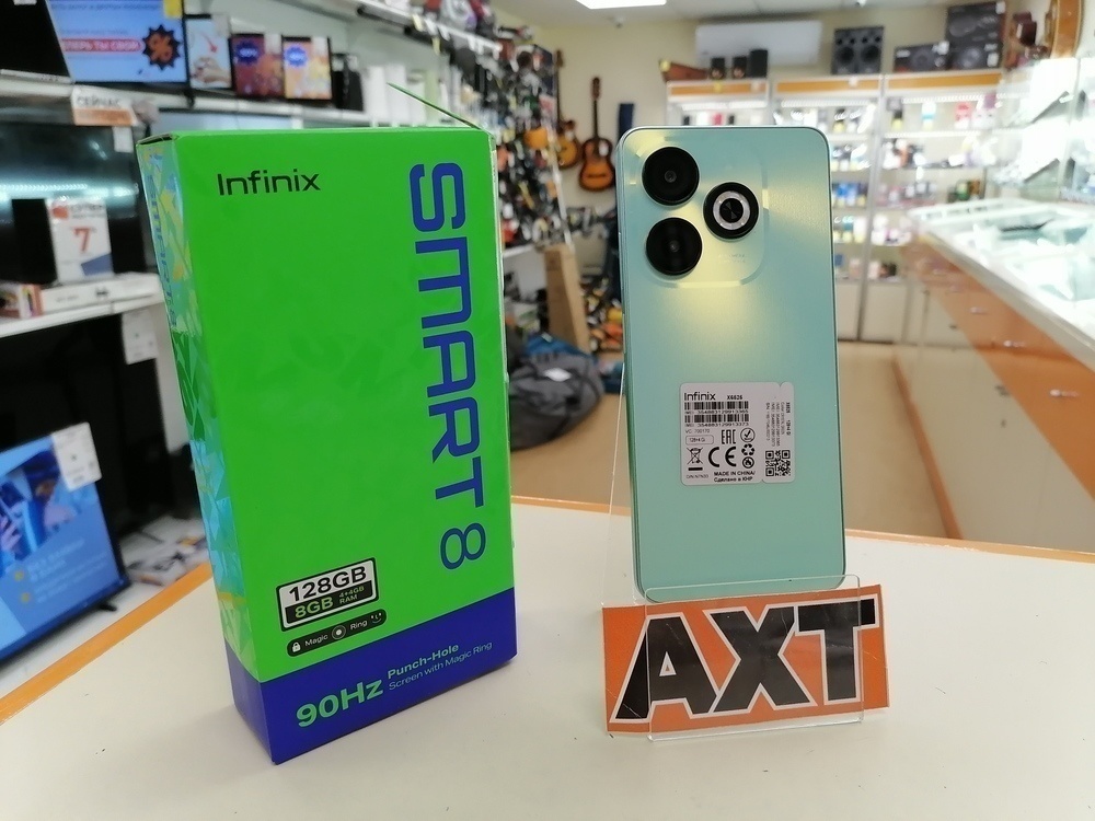 Смартфон Infinix Smart 8 4/128