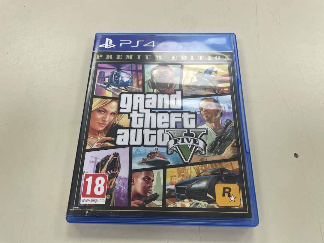 Игра Playstation 4 GTA 5