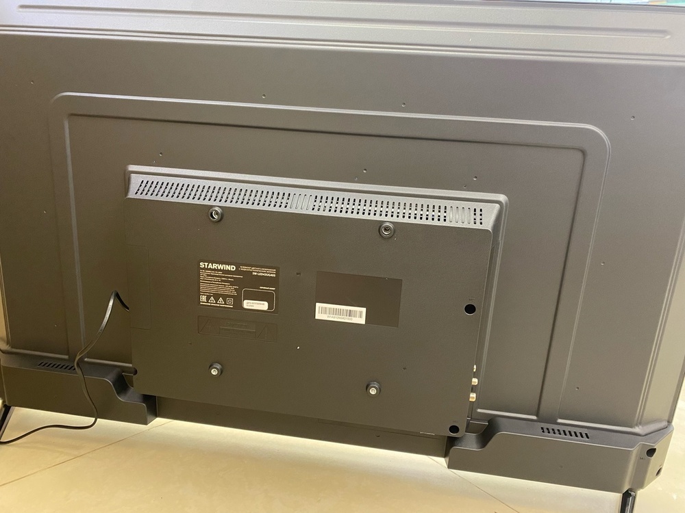 LED Телевизор Starwind SW-LED43UG405