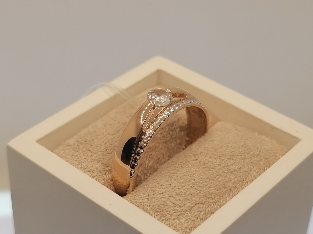 51-110-00646-1 КОЛЬЦО С КАМНЕМ (Au 585)