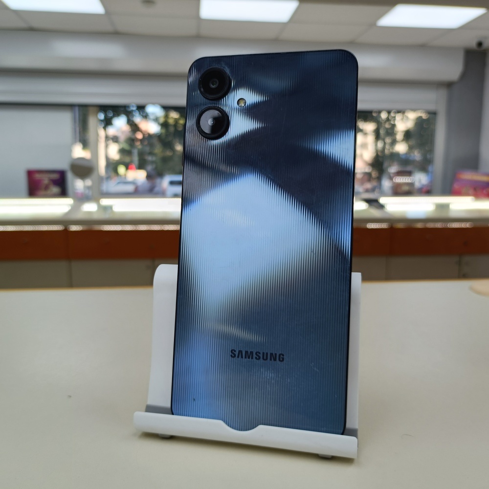 Смартфон Samsung Galaxy A06 4/128