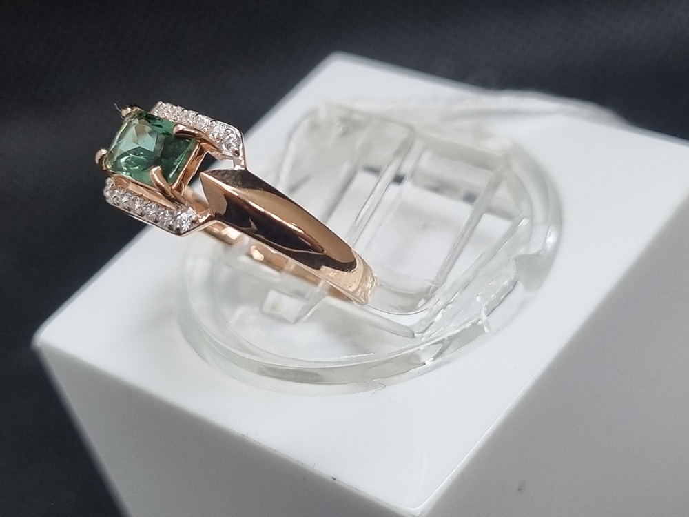 КОЛЬЦО С КАМНЯМИ (Au 585)