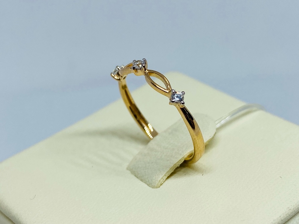 КОЛЬЦО С КАМНЯМИ (Au 585)