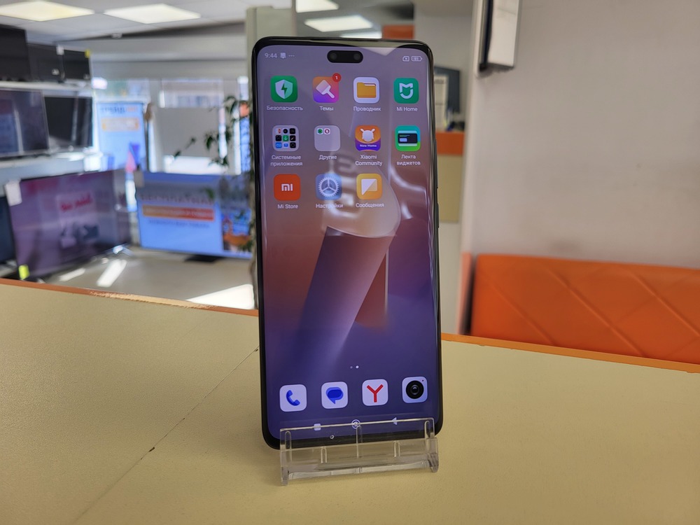 Смартфон Xiaomi 13 lite 8/256