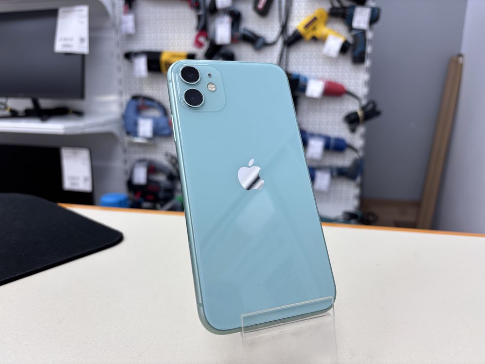 Смартфон Apple iPhone 11 64Gb