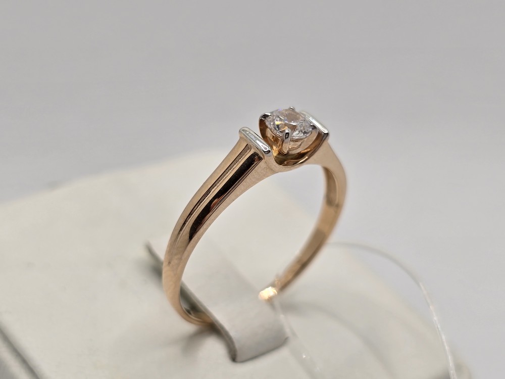 КОЛЬЦО С КАМНЕМ (Au 585)