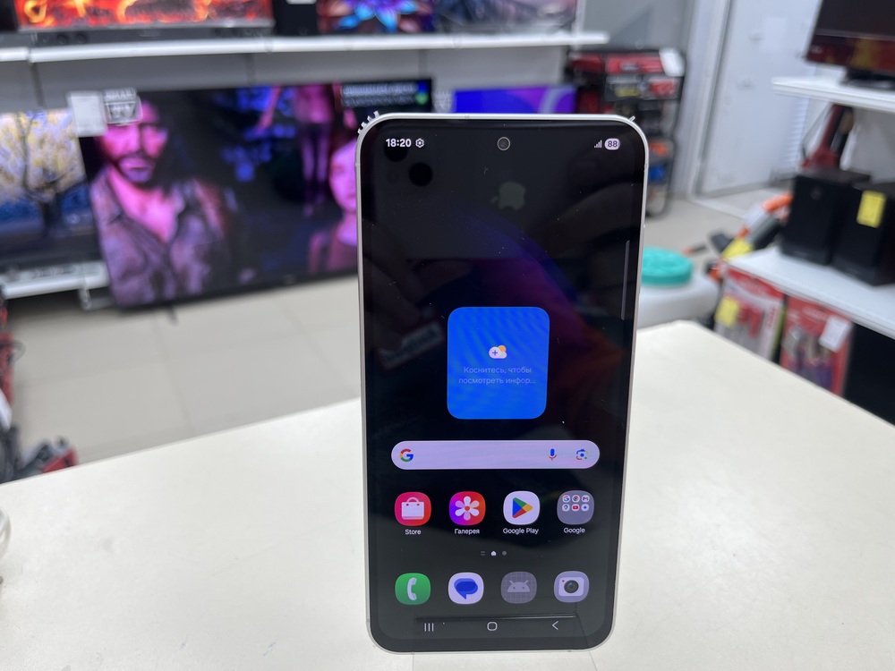 Смартфон Samsung Galaxy S23 FE 8/128