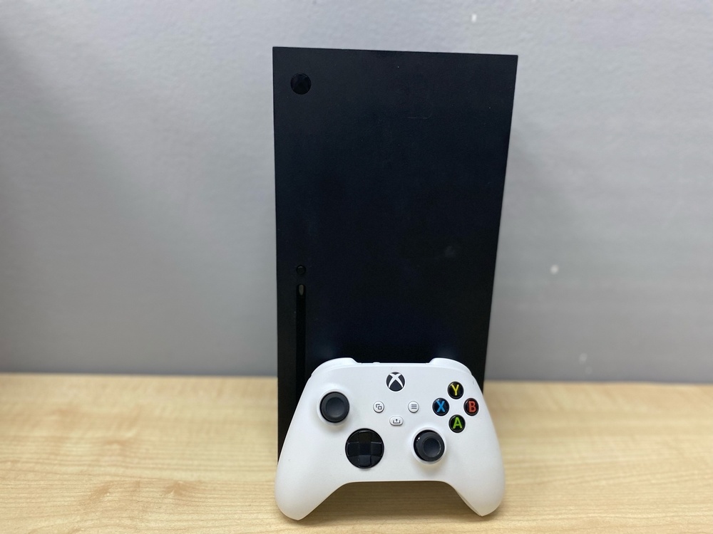 Игровая приставка Xbox Series X 1Tb