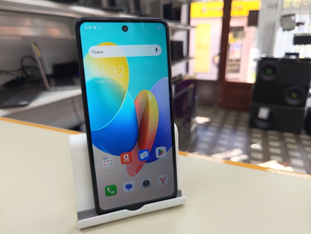 Смартфон Tecno Spark Go 2024 4/128