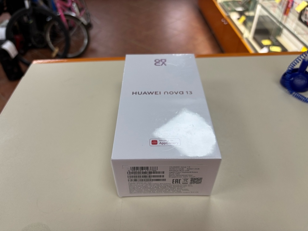 Смартфон Huawei Nova 13 12/512
