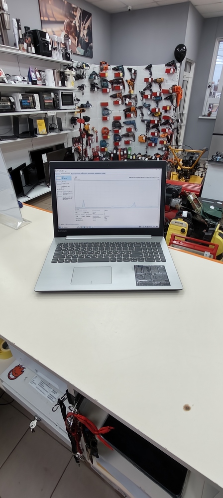 Ноутбук Lenovo; A6-9220, Radeon 530, 4 Гб, Нет, 500 Гб