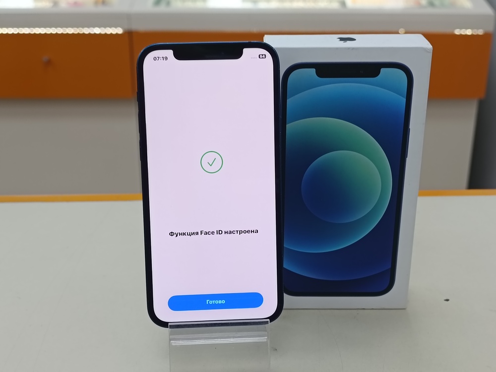 Смартфон Apple iPhone 12 64Gb