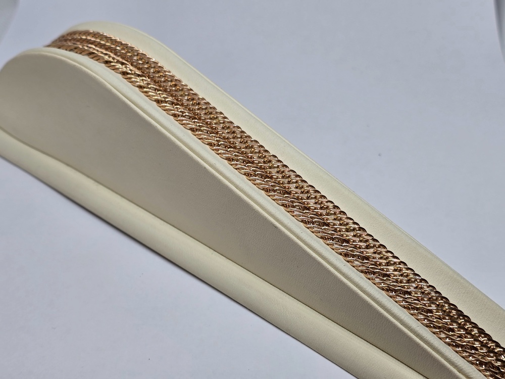 ЦЕПЬ ПУСТОТЕЛАЯ Ромб тройной (Au 585)