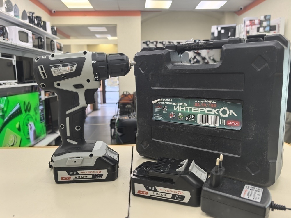 Шуруповерт Интерскол Ш-8/700ЭР