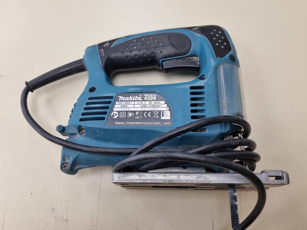 Лобзик Makita 4329