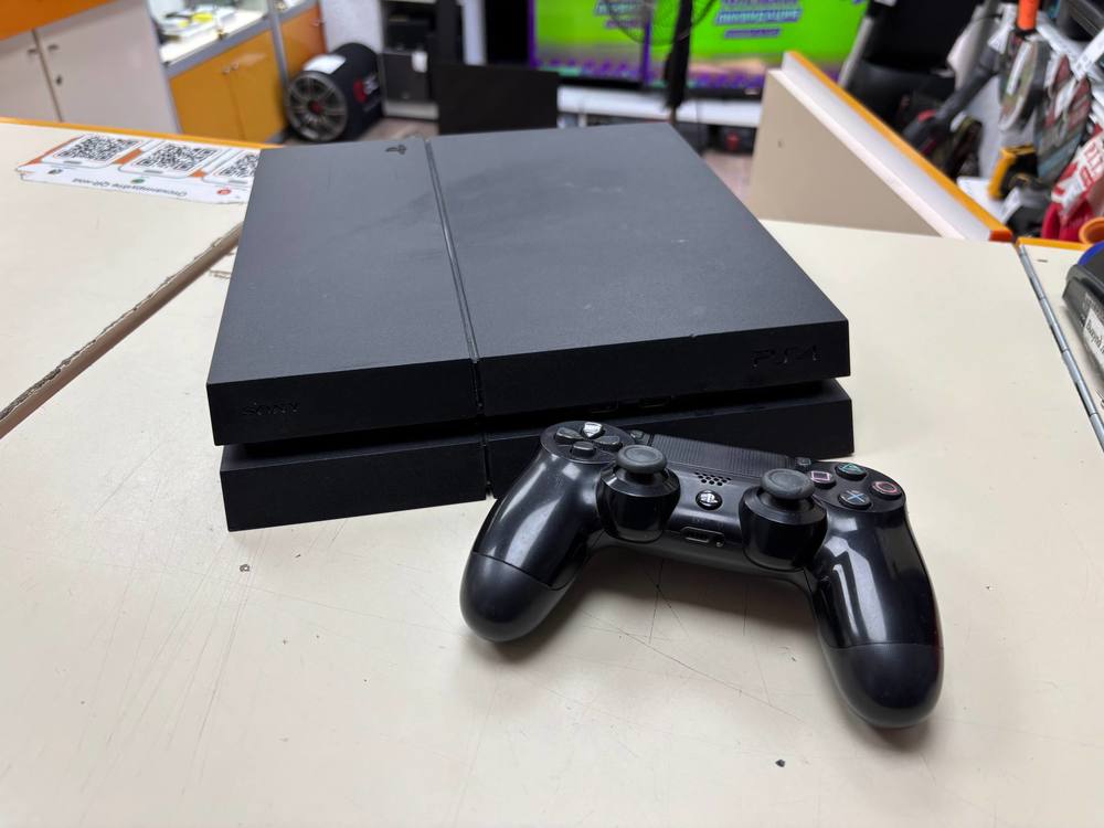 Игровая приставка PlayStation 4 FAT 500GB