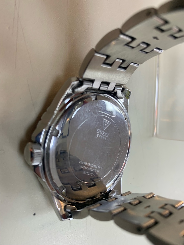 Часы наручные GUESS W1107G5;