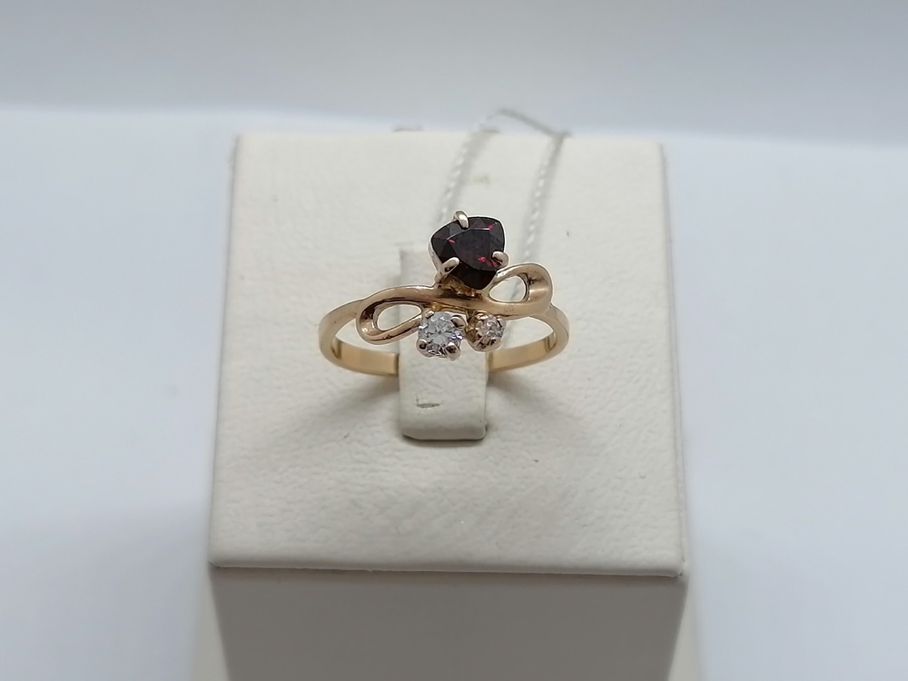 КОЛКМИ585 КОЛЬЦО С КАМНЯМИ (Au 585)