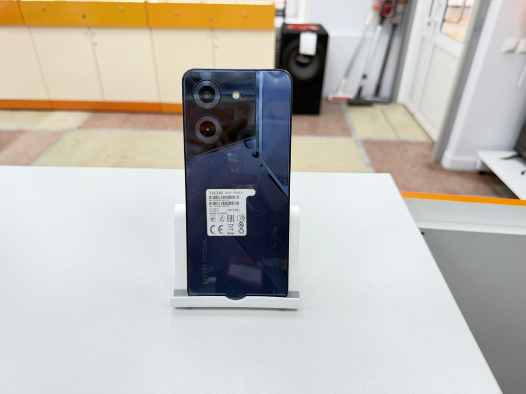 Смартфон Tecno Pova 5 8/128