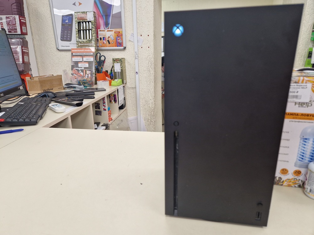 Игровая приставка Xbox Series X 1Tb