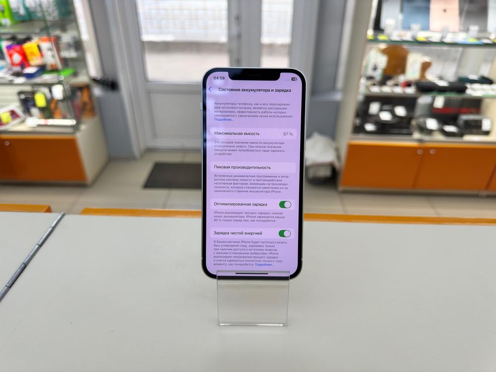 Смартфон Apple iPhone 12 64Gb