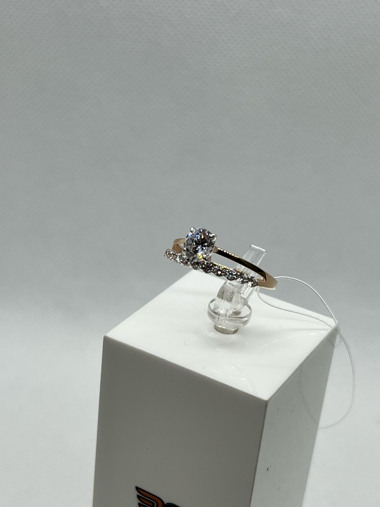 КОЛЬЦО С КАМНЯМИ (Au 585)