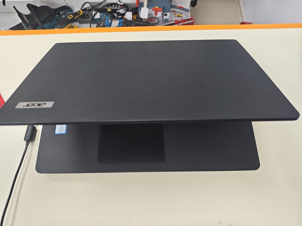 Ноутбук Acer TMP214-51-33BT; Core i3-8130U, Intel HD Graphics 620, 8 Гб, 120 Гб, Нет