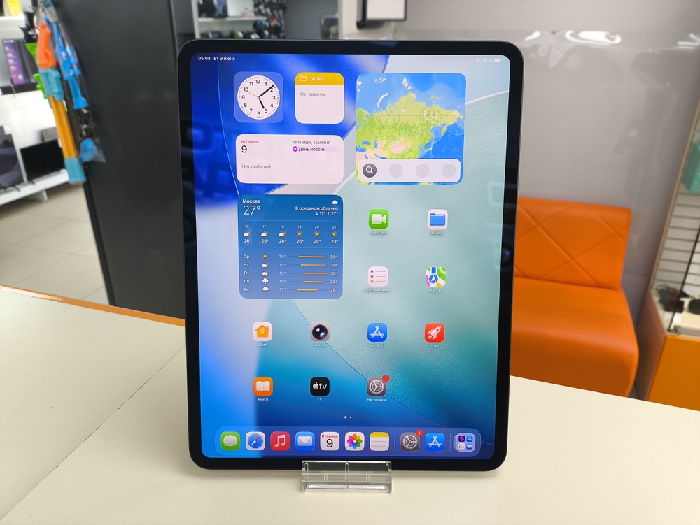 Планшет Apple iPad Pro 13 M5 A3360 (Wi-Fi)