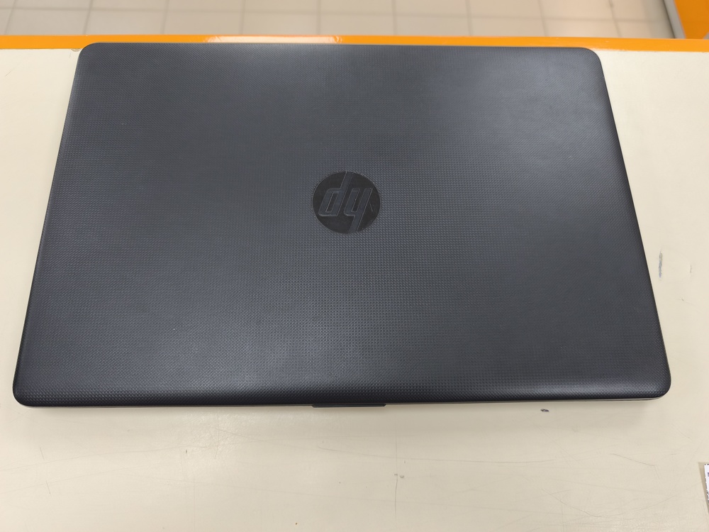 Ноутбук HP 15-rb047ur; E2-9000e, Radeon R2 series, 4 Гб, Нет, 500 Гб