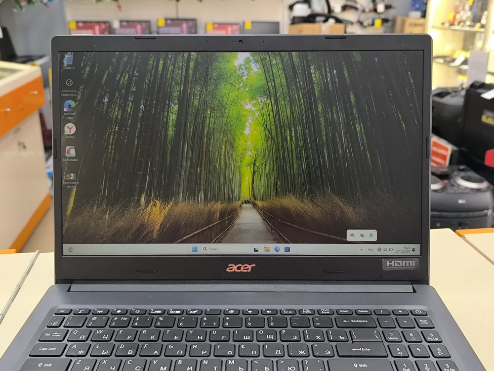 Ноутбук Acer; Ryzen 5 3500U, Radeon Vega 8, 8 Гб, 240 Гб, Нет