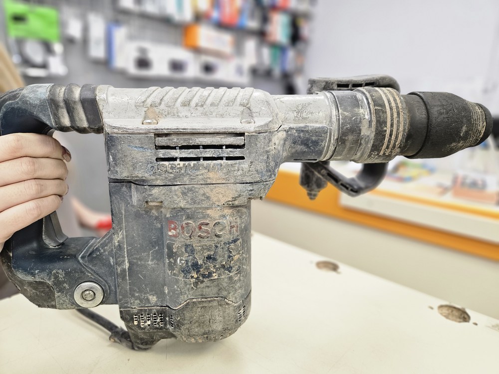 Перфоратор Bosch GBH5-40