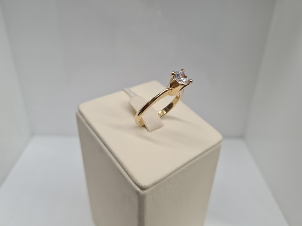 КОЛЬЦО С КАМНЕМ (Au 585)