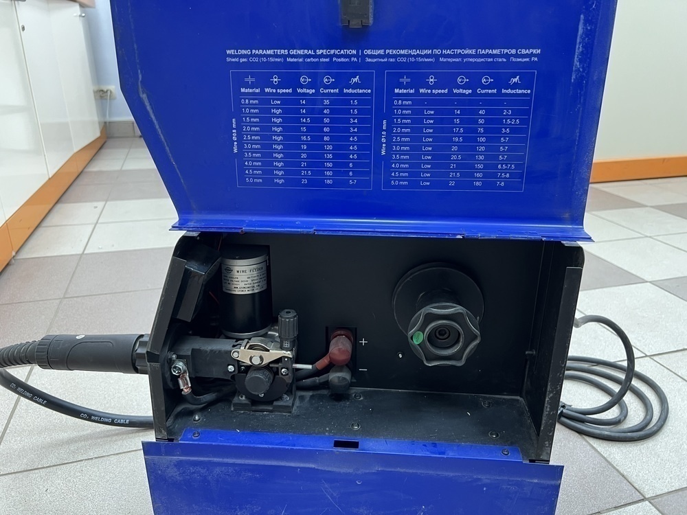 Сварочный аппарат Aurora PRO OVERMAN 200