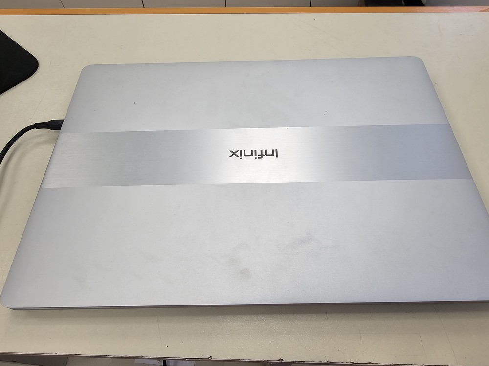 Ноутбук Infinix; Core i3-1215U, Intel UHD Graphics, 8 Гб, 500 Гб, Нет