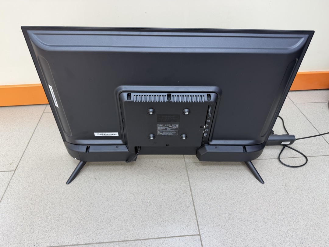 LED Телевизор Haier 32 Smart TV S2