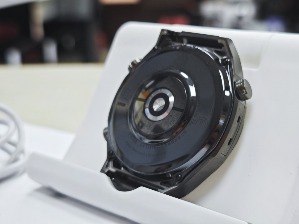 Смарт-часы Huawei Watch Ultimate Titanium Strap CBL-B19